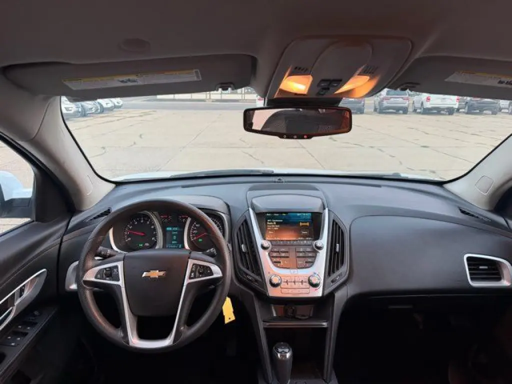 2016 Chevrolet Equinox LT ONLY 35,000 Miles