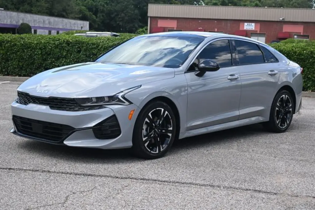 2022 Kia K5 GT-Line