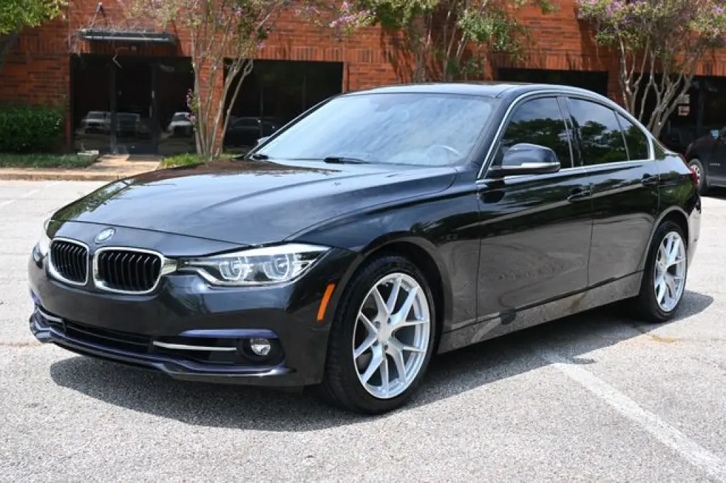 2018 BMW 3 Series 330i xDrive