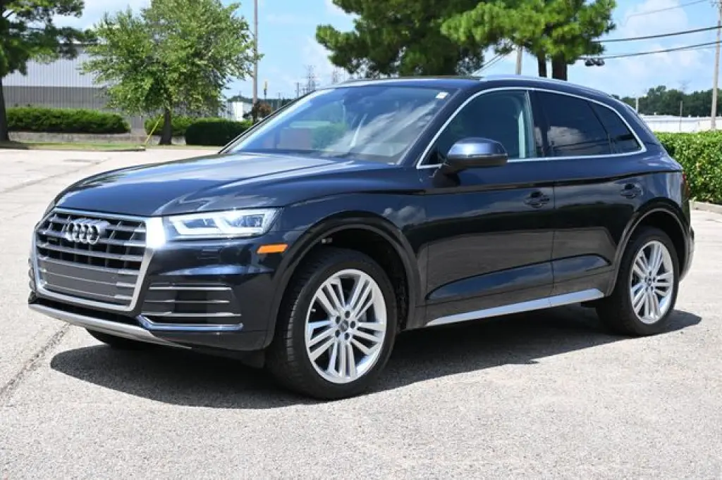 2018 Audi Q5 2.0T quattro Premium Plus