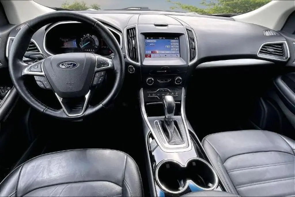 Ford Edge 2017 SEL 4dr Crossover