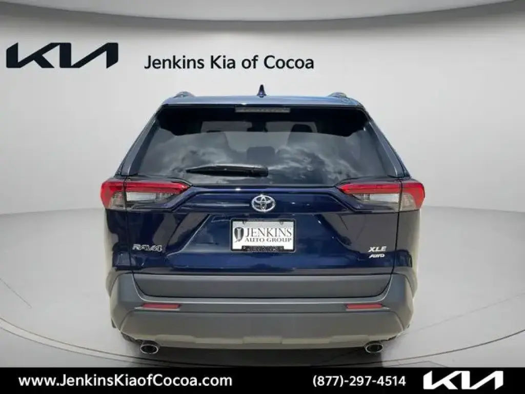 Toyota RAV4 2022 TRACCIÓN EN LAS CUATRO RUEDAS XLE Premium 4p SUV