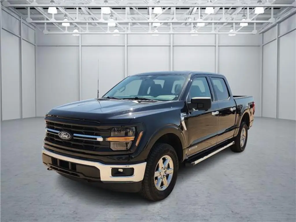 Ford F-150 2024 4x4 XLT 4 puertas SuperCrew 6,5 pies SB