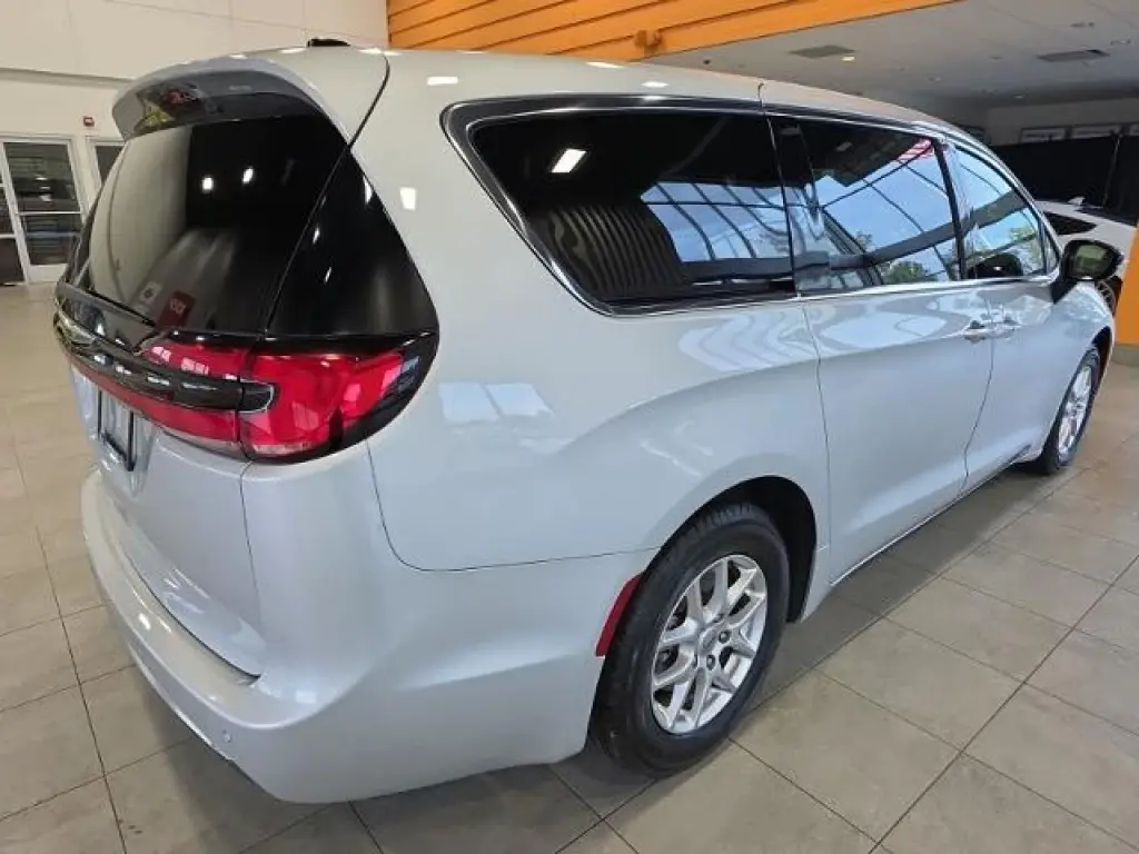 Chrysler Pacifica 2024 Touring L 4dr Mini-Van