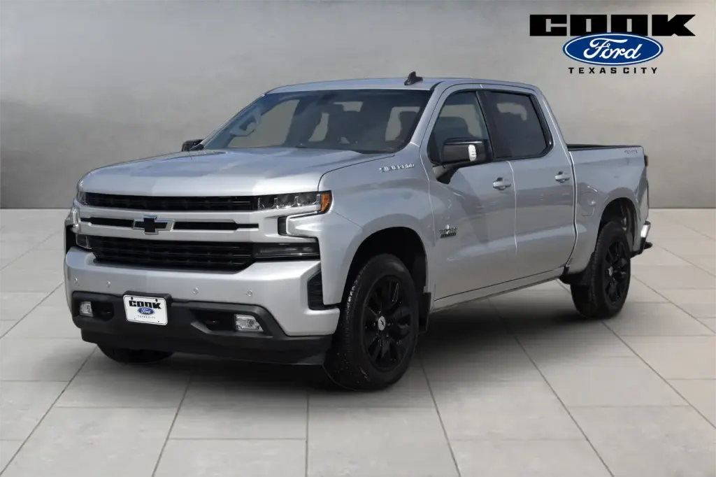 Chevrolet Silverado 1500 2021 4x4 RST 4p. Cabina de Tripulacion Crew 5.8 ft. SB