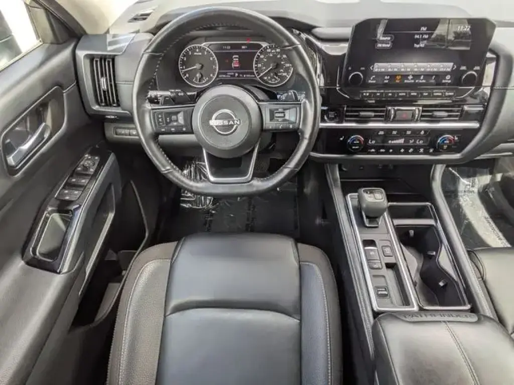 Nissan Pathfinder 2025 SL 4p SUV