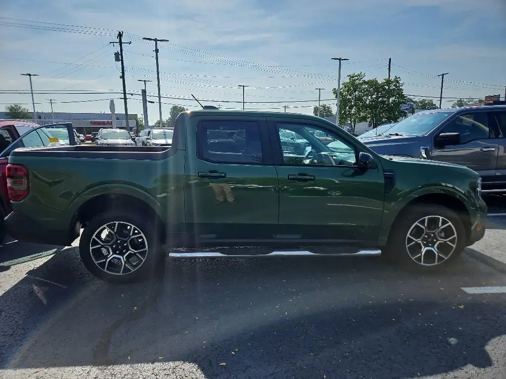 Ford Maverick 2025 4x4 Lariat 4dr SuperCrew 4.5 ft. SB
