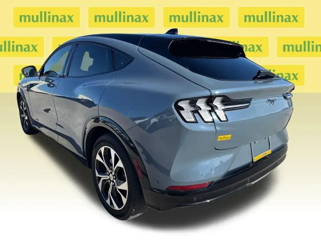 Ford Mustang Mach-E 2023 Premium 4dr SUV