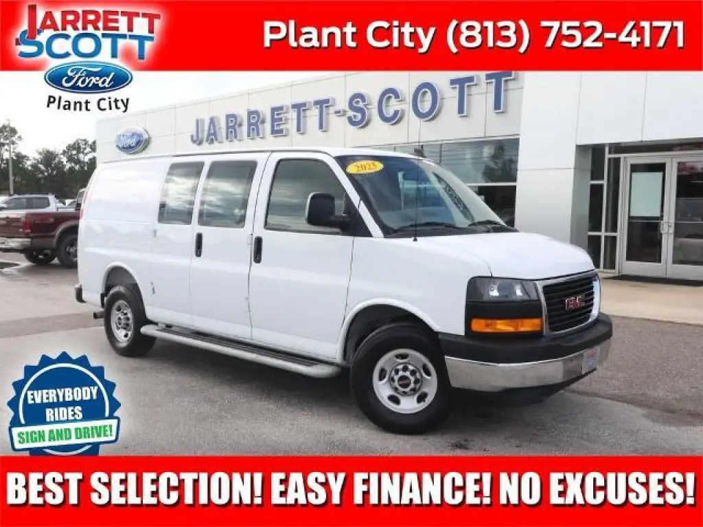 GMC Savana 2025 2500 3dr Camioneta de Carga