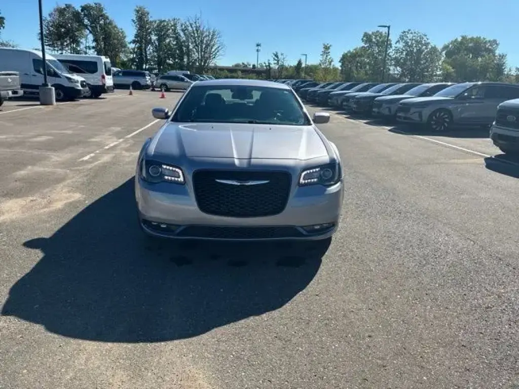 Chrysler 300 2017 AWD S 4dr Sedan