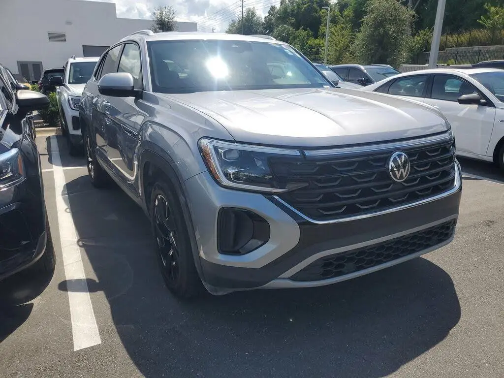 Volkswagen Atlas Cross Sport 2024 SE 4dr SUV con Tecnología