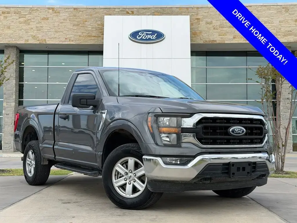 Ford F-150 2023 4x4 XLT 2p Cab Estándar 6.5 ft. CB