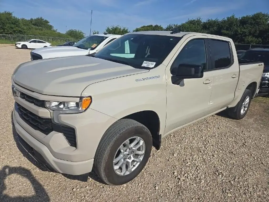 Chevrolet Silverado 1500 2026 4x4 RST 4puertas Cabina Dobles 6.6 pies de cama