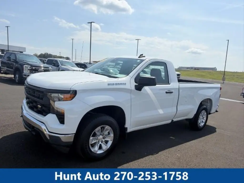 Chevrolet Silverado 1500 2025 4x2 Work Truck 2p Cabina Regular 8 pies LB
