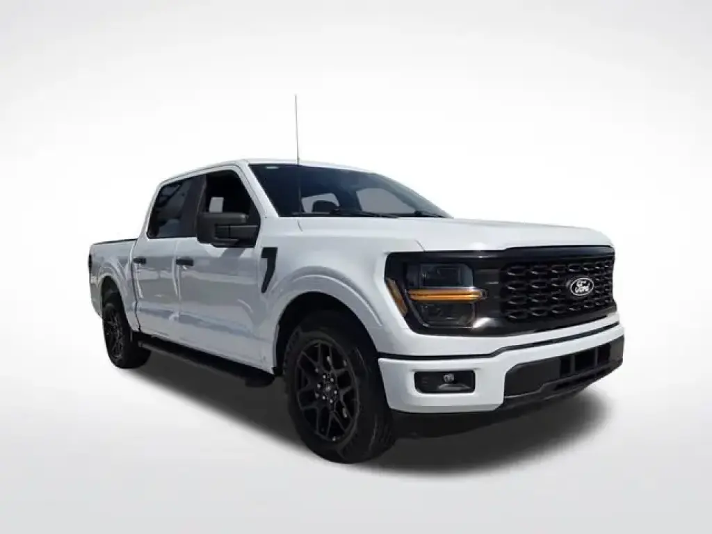 Ford F-150 2024 4x2 STX 4dr SuperCrew 5.5 ft. SB