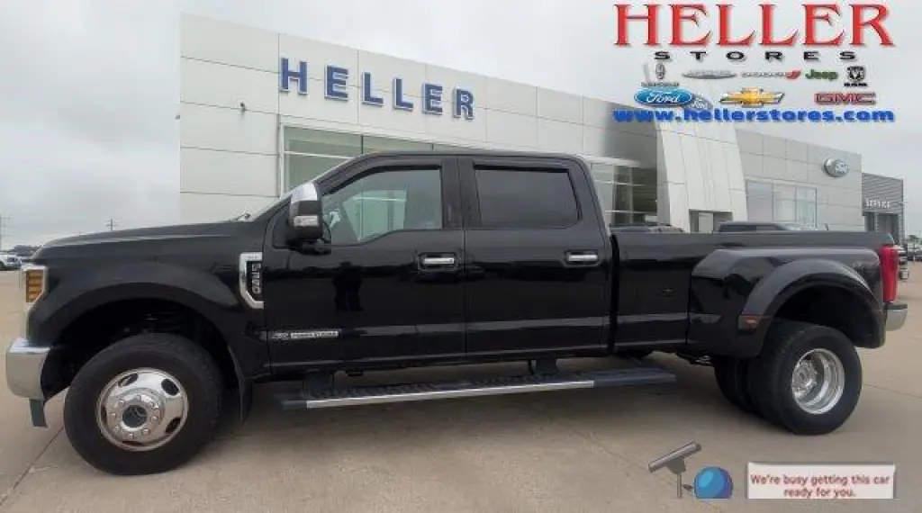 Ford F-350 Super Duty 2019 4x4 XLT 4p. Cabina de Tripulação de 4 Portas 8 pies. LB DRW Camioneta