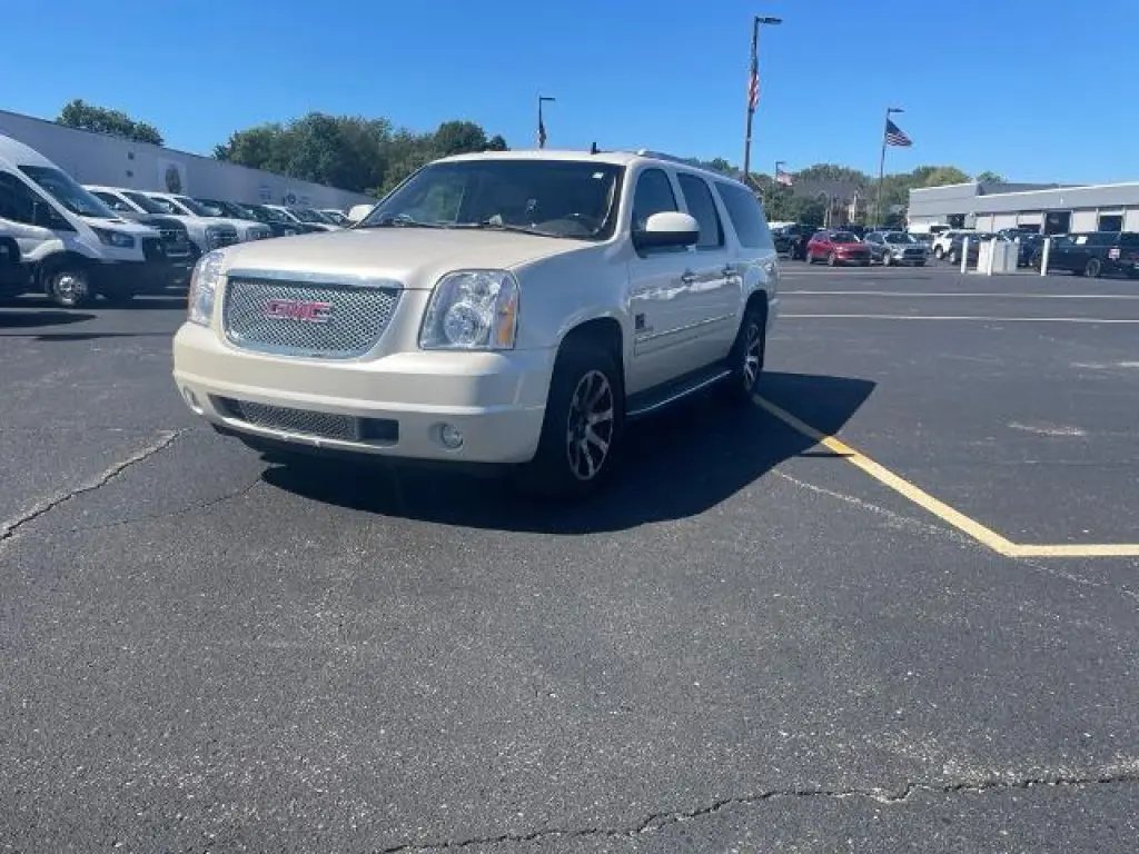 GMC Yukon XL 2012 AWD Denali XL 4dr SUV