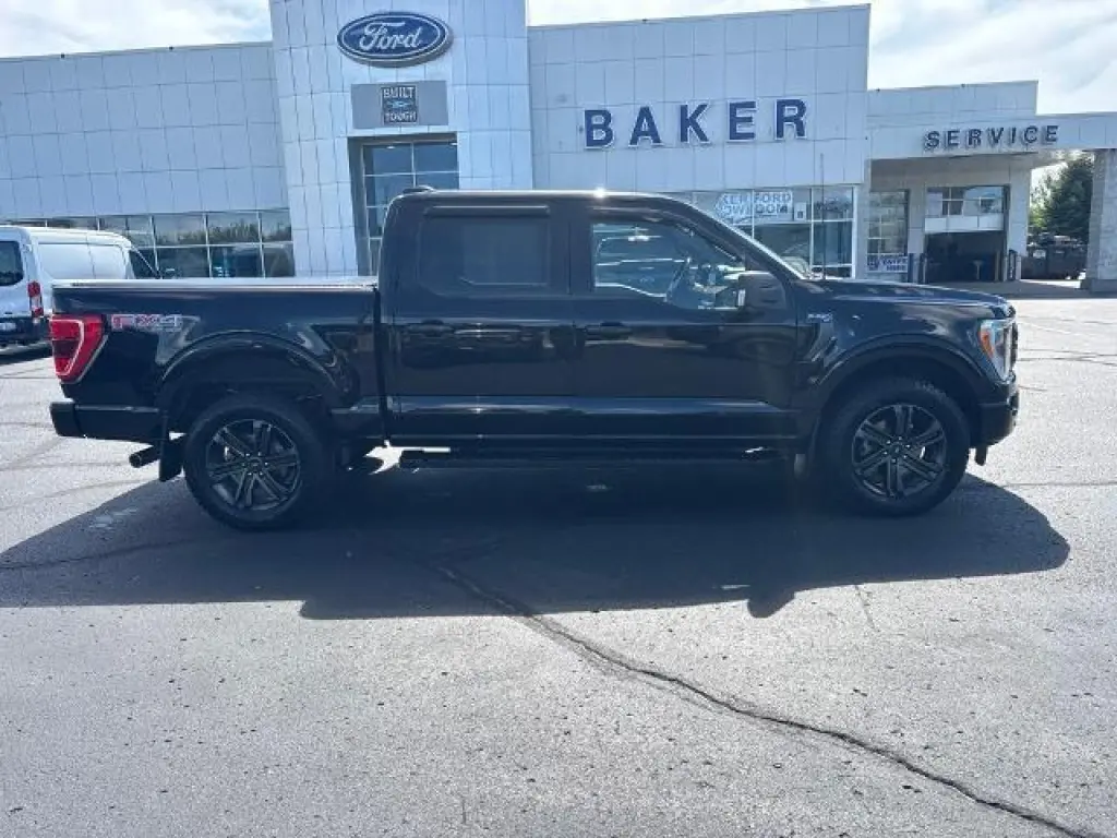 Ford F-150 2022 4x4 XLT 4dr SuperCrew 5.5 ft. SB
