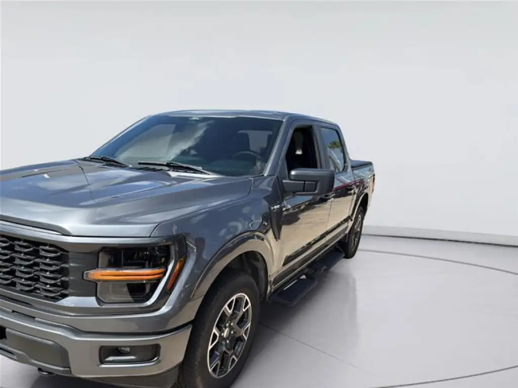 Ford F-150 2024 4x4 STX 4p SuperCrew 5.5 pies SB