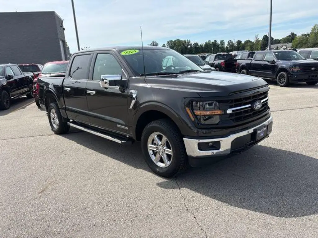 Ford F-150 2024 4x4 XLT 4p SuperCrew 5.5 ft. SB