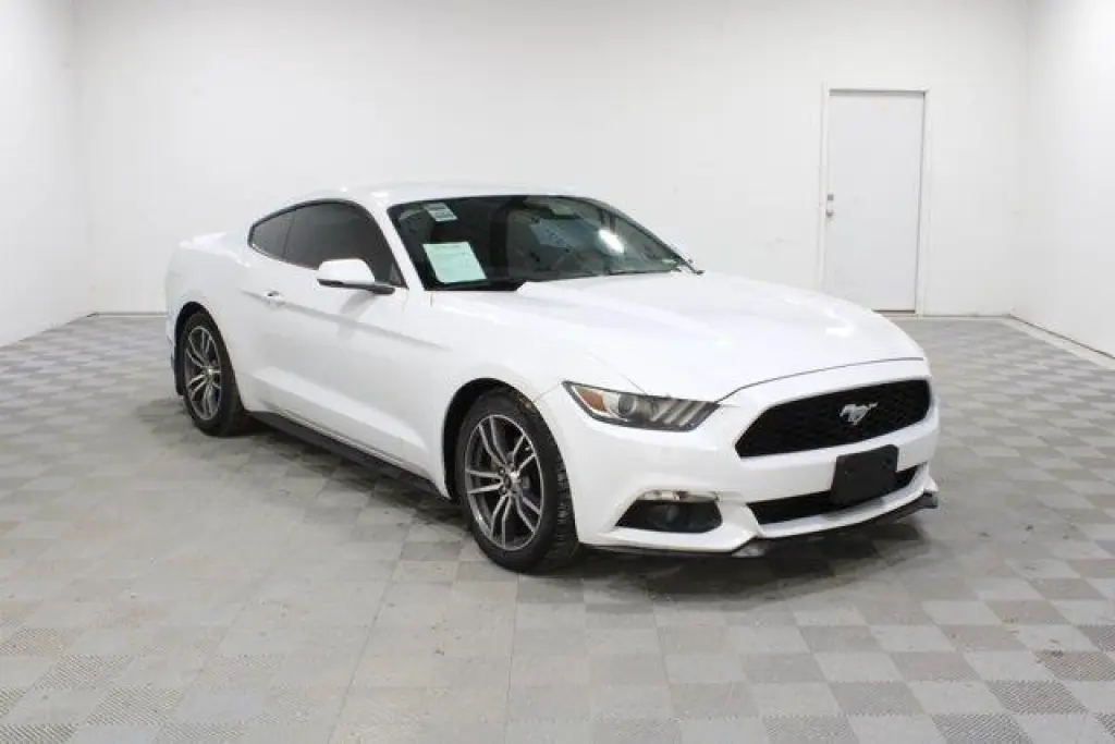 Ford Mustang 2015 EcoBoost 2p Fastback
