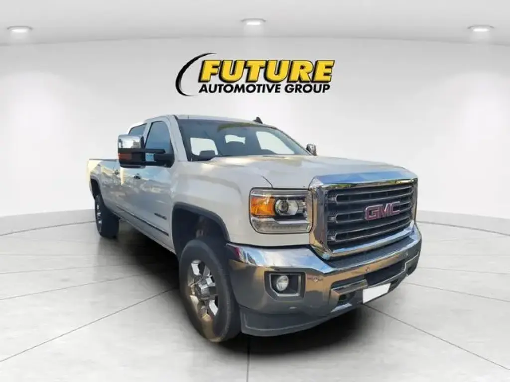 GMC Sierra 2500HD 2015 4x4 SLT 4dr Crew Cab SB