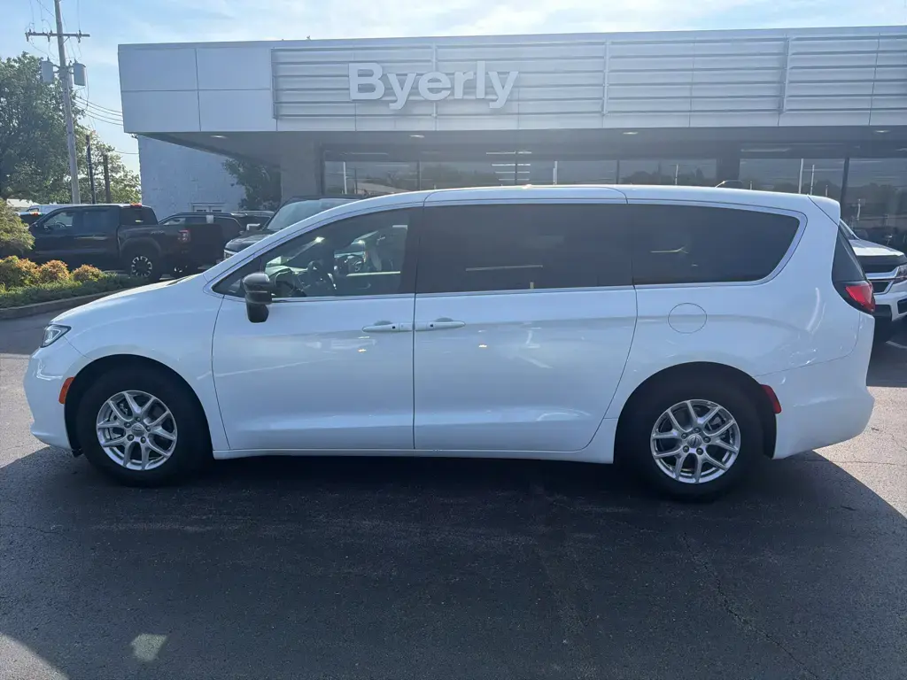 Chrysler Pacifica 2025 Select 4dr Mini-Van