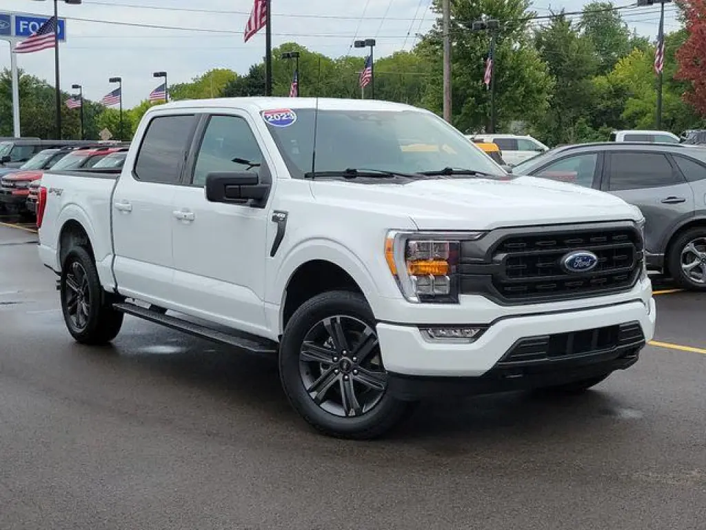 Ford F-150 2023 4x4 XLT 4dr SuperCrew 5.5 ft. SB