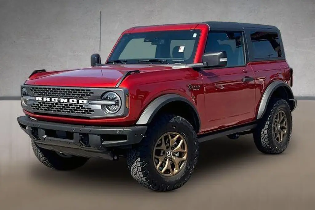 Ford Bronco 2023 4x4 Base Advanced 2dr SUV