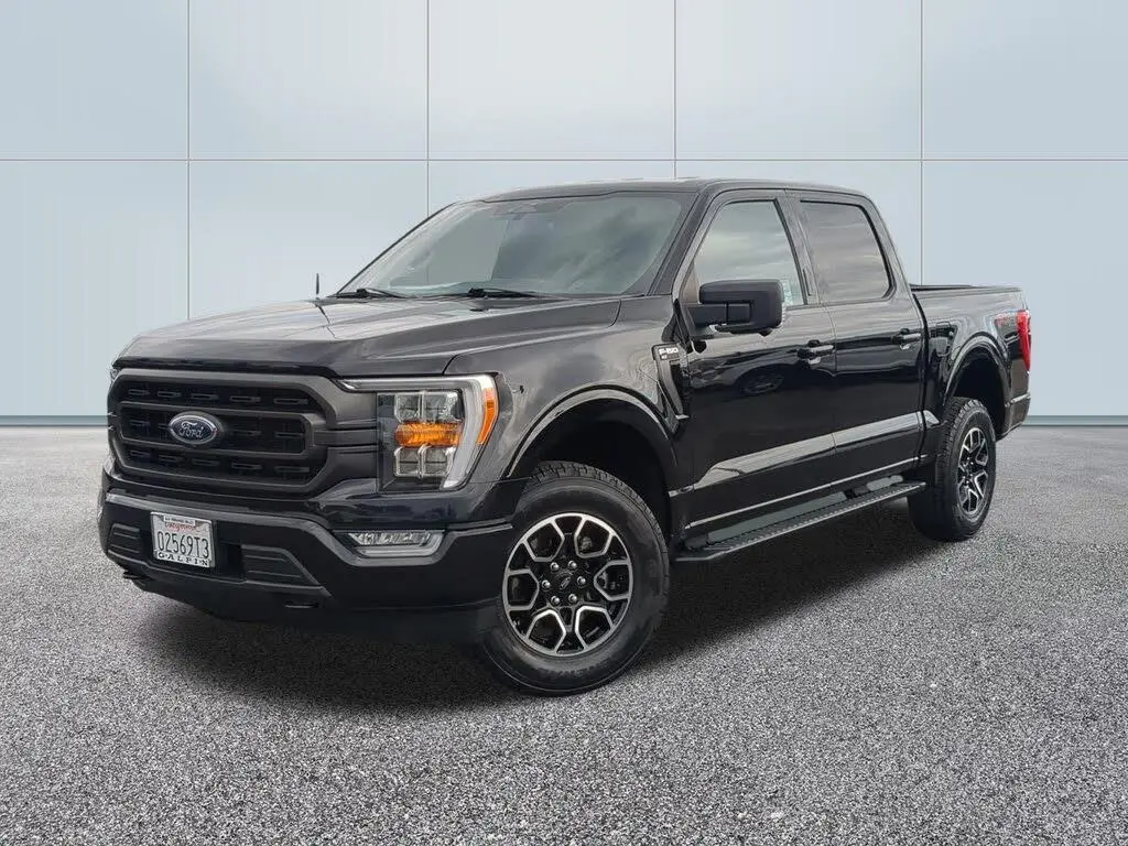 Ford F-150 2023 4x4 XLT 4dr SuperCrew 5.5 ft. SB