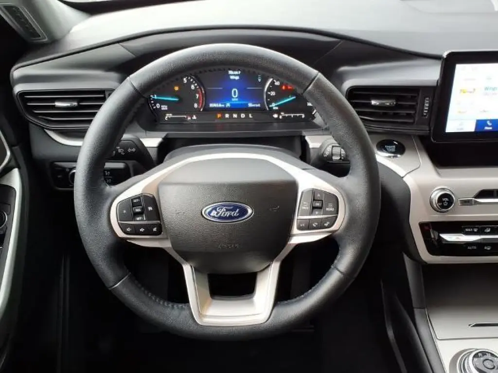 Ford Explorer 2023 AWD XLT 4p SUV