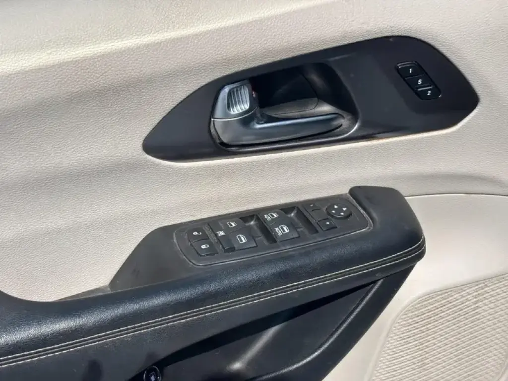 Chrysler Pacifica Híbrido 2022 Touring L 4p Mini-Van