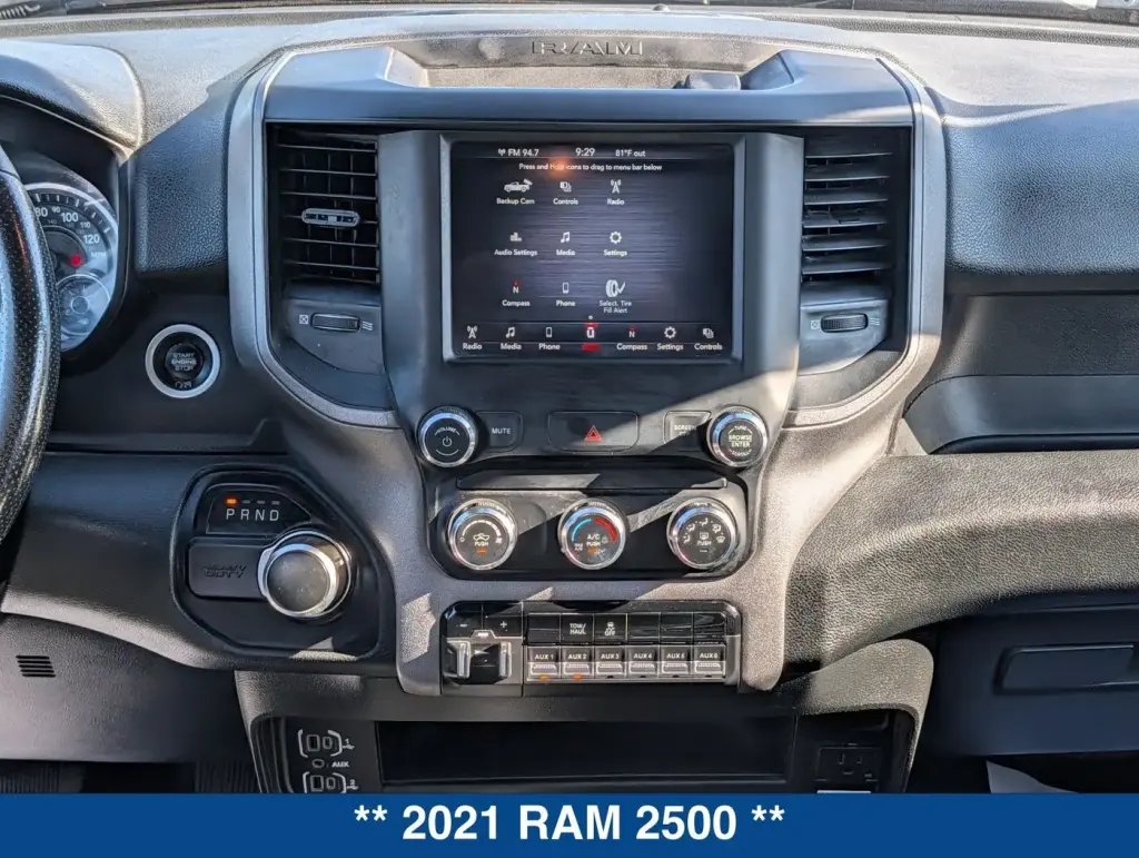 Ram 2500 2021 4x4 Tradesman 4dr Crew Cab 6.3 ft. SB Pickup