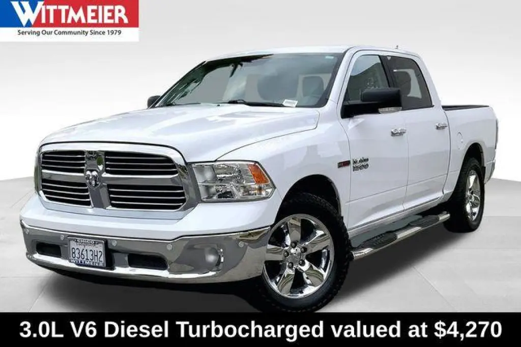 Ram 1500 2017 4x4 SLT 4dr Crew Cab 5.5 ft. SB Pickup