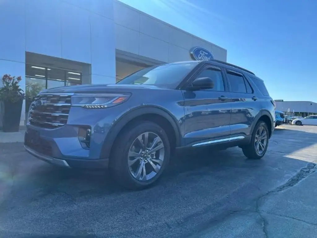 Ford Explorer 2025 AWD Active SUV de 4 puertas