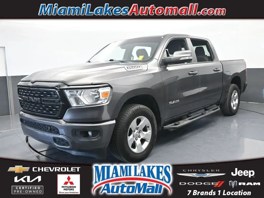 Ram 1500 2021 4x4 Big Horn 4 puertas Crew Cab batea de 5.6 pies