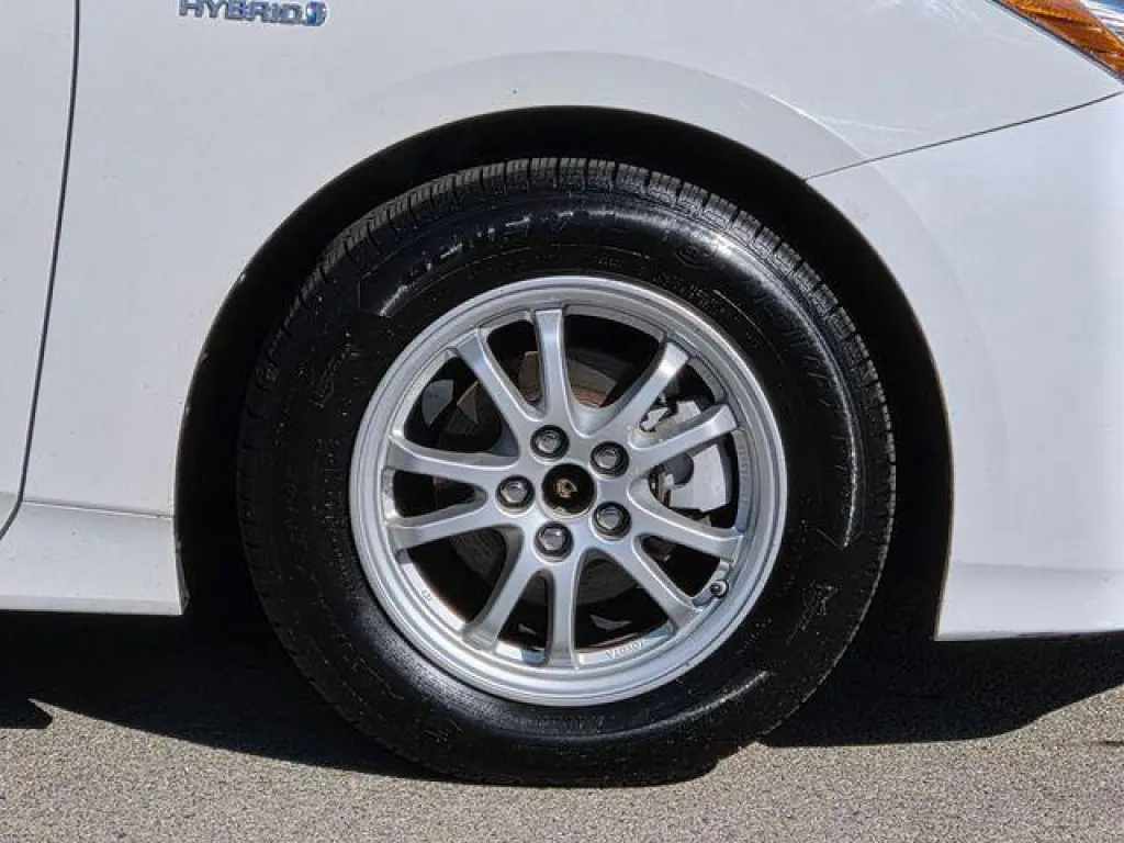 Toyota Prius 2017 Two 4dr Hatchback