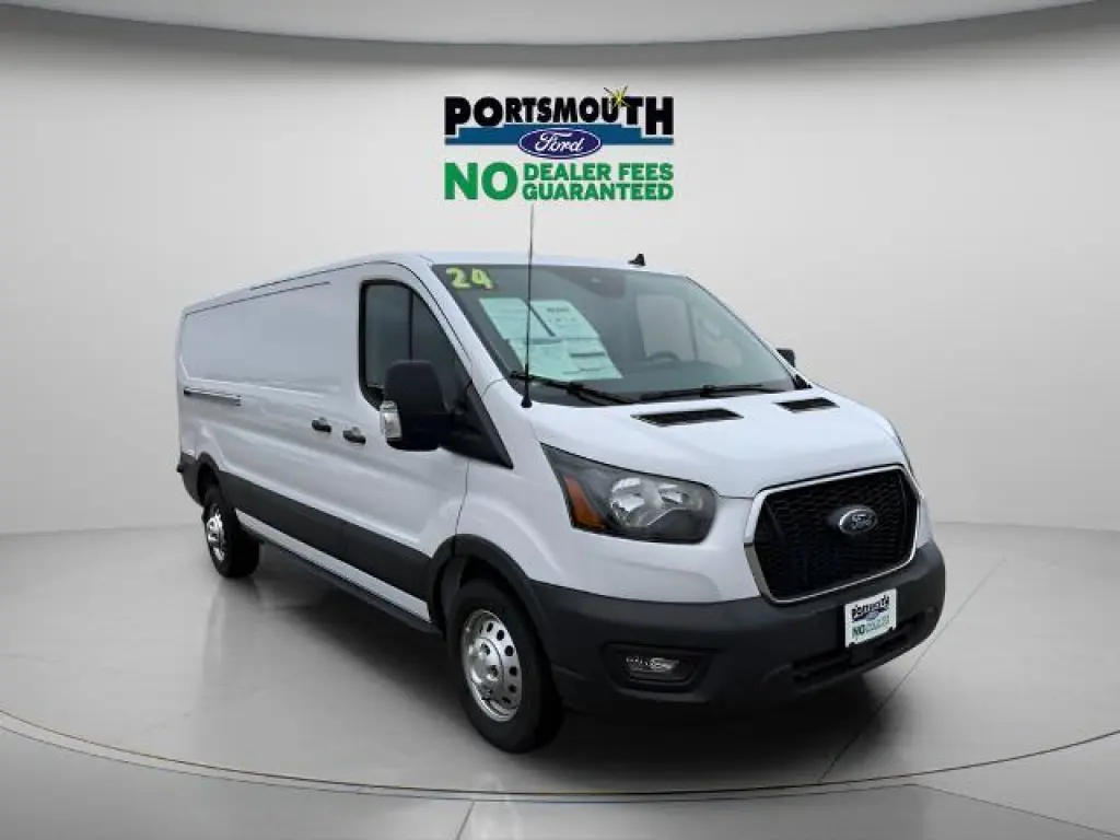 Furgoneta de carga Ford Transit 2024 AWD 150 3 puertas SWB de techo bajo
