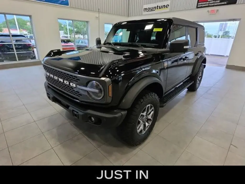 Ford Bronco 2023 4x4 Base Advanced 4dr SUV
