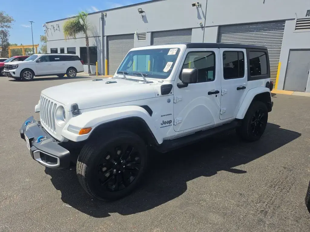 Jeep Wrangler 2023 4x4 Sahara 4xe 4dr SUV