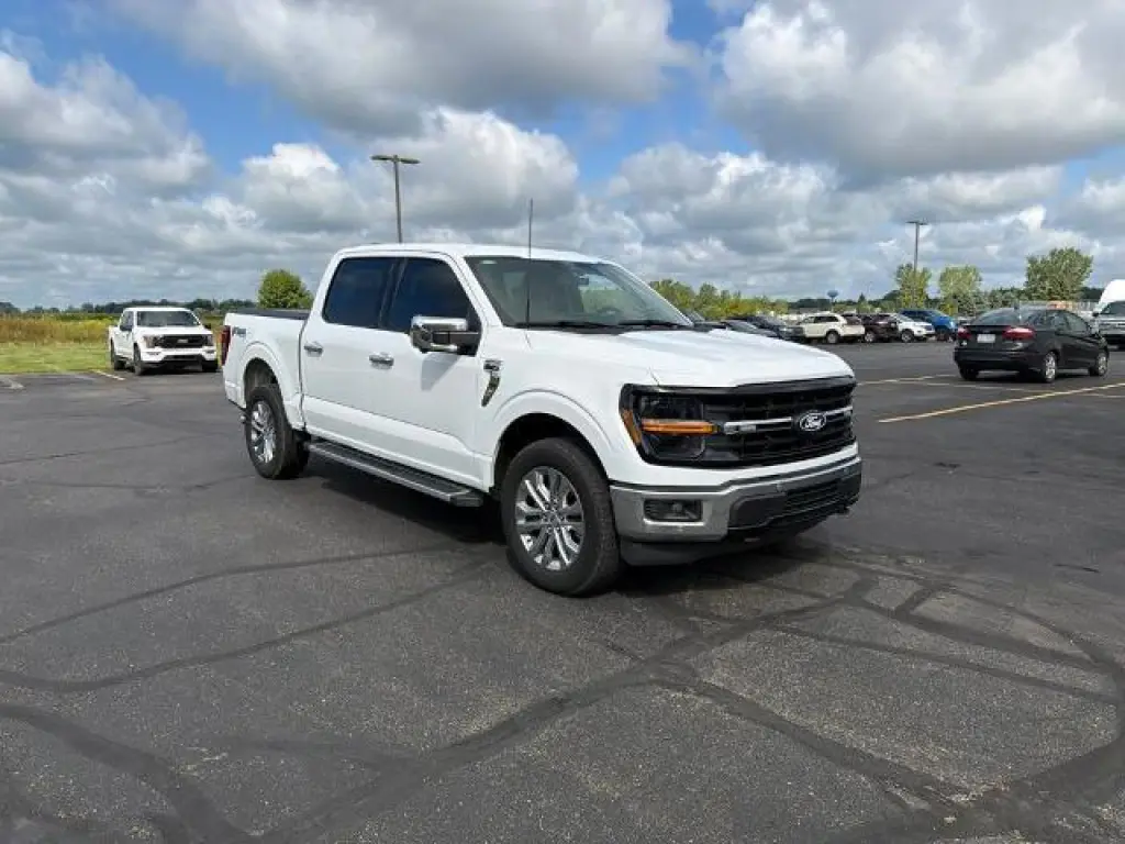 Ford F-150 2024 4x4 XLT 4dr SuperCrew 6.5 ft. SB