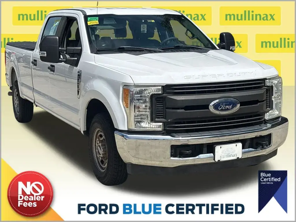 Ford F-250 Super Duty 2017 4x2 XL 4dr Crew Cab 6.8 ft. SB Pickup