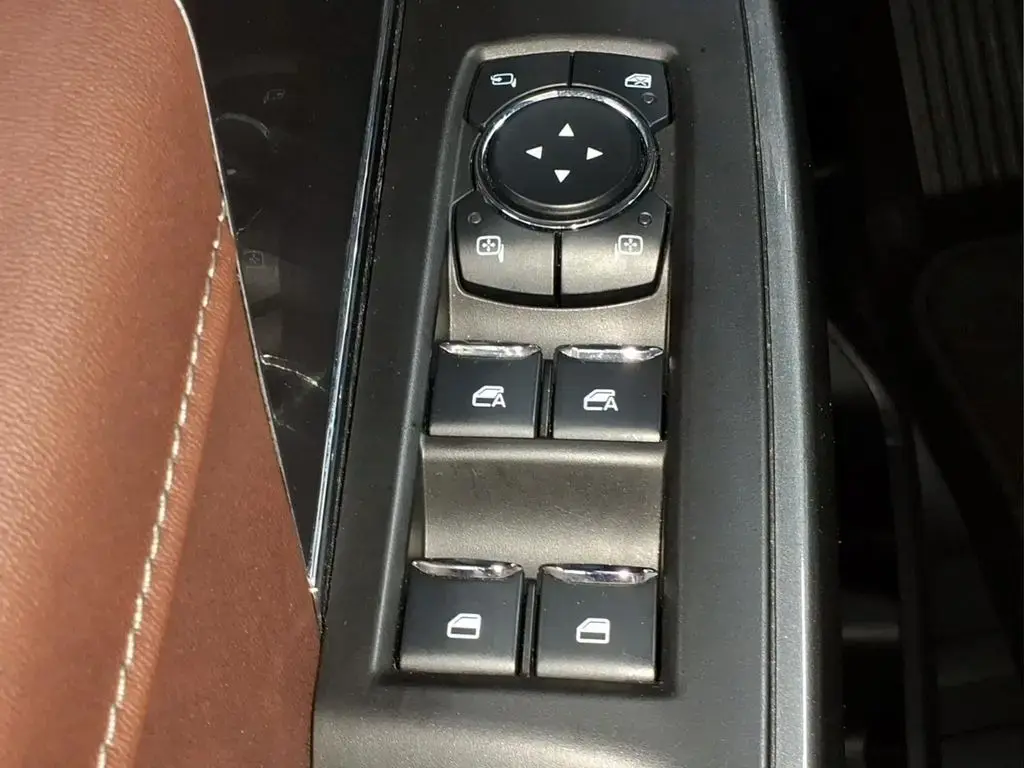 Ford F-150 2023 4x4 Lariat 4dr SuperCrew 6.5 ft. SB
