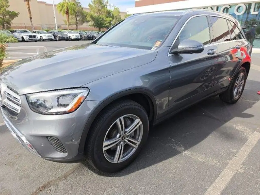 Mercedes-Benz GLC 2021 GLC 300 4dr SUV