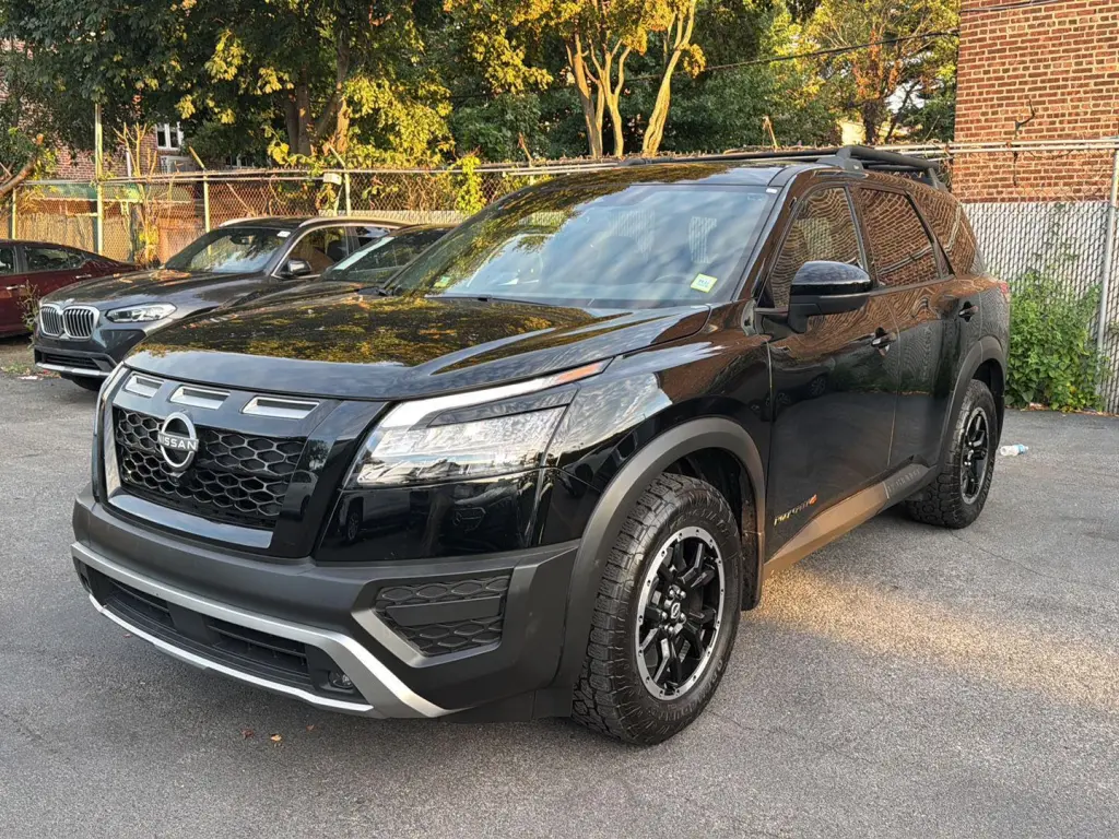 Nissan Pathfinder 2024 AWD Rock Creek 4dr SUV