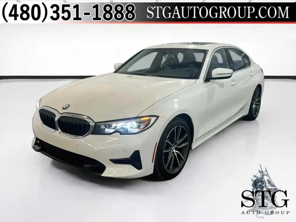 BMW Serie 3 2019 330i 4p Sedán