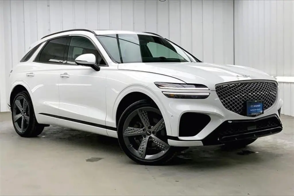Genesis GV70 2022 AWD 2.5T Estándar 4 puertas SUV