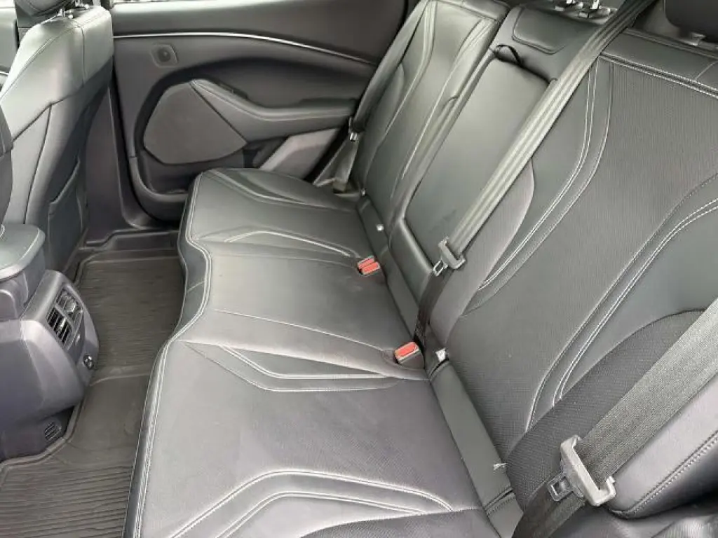 Ford Mustang Mach-E 2023 Premium 4dr SUV
