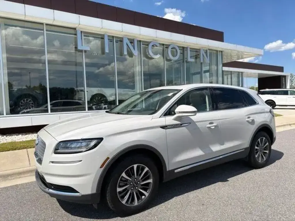 Lincoln Nautilus 2023 AWD Reserve 4dr SUV