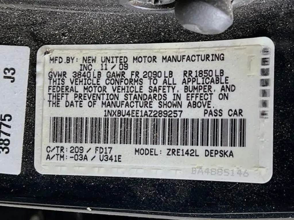 Toyota Corolla 2010 Base 4dr Sedan 5M